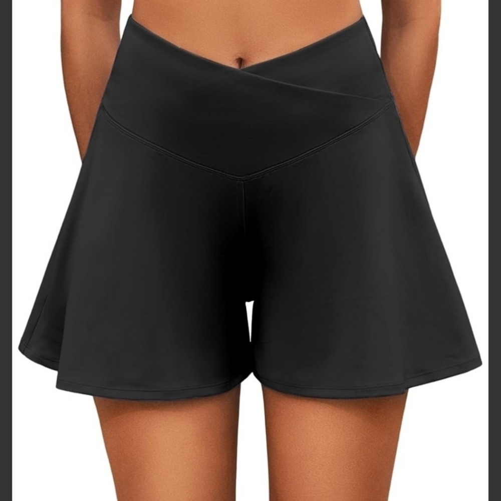 Women's Whimsical Flowy Black High-Waisted AthleticShorts, Size S